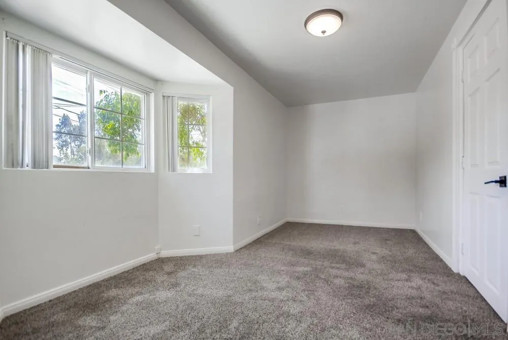 12224 Lemon Crest Drive Lakeside, CA 92040 - Photo 31 of 61 an empty room with a window