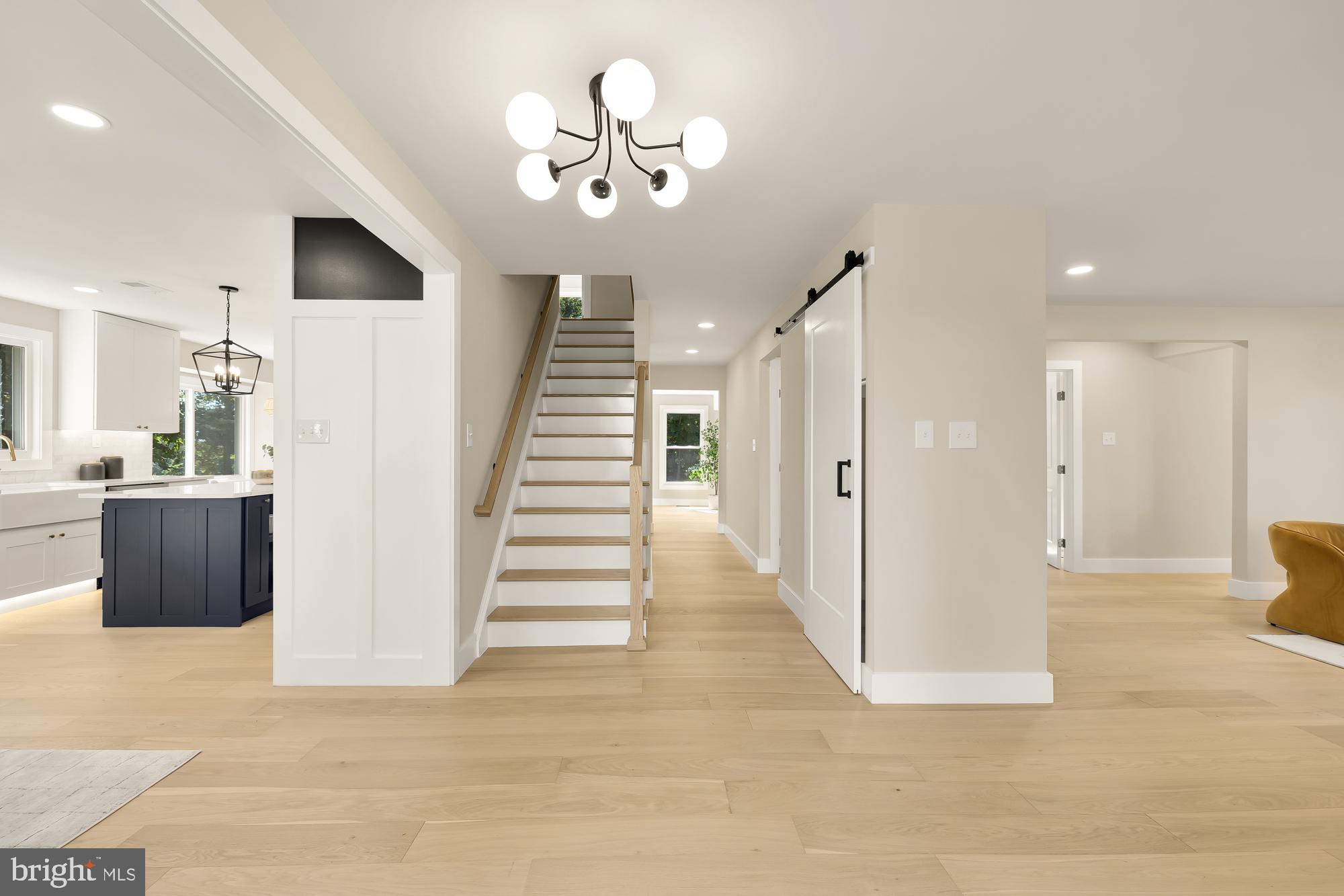 9830 Watkins Road Gaithersburg, MD 20882 - Photo 3 of 86 Gallery Image 3