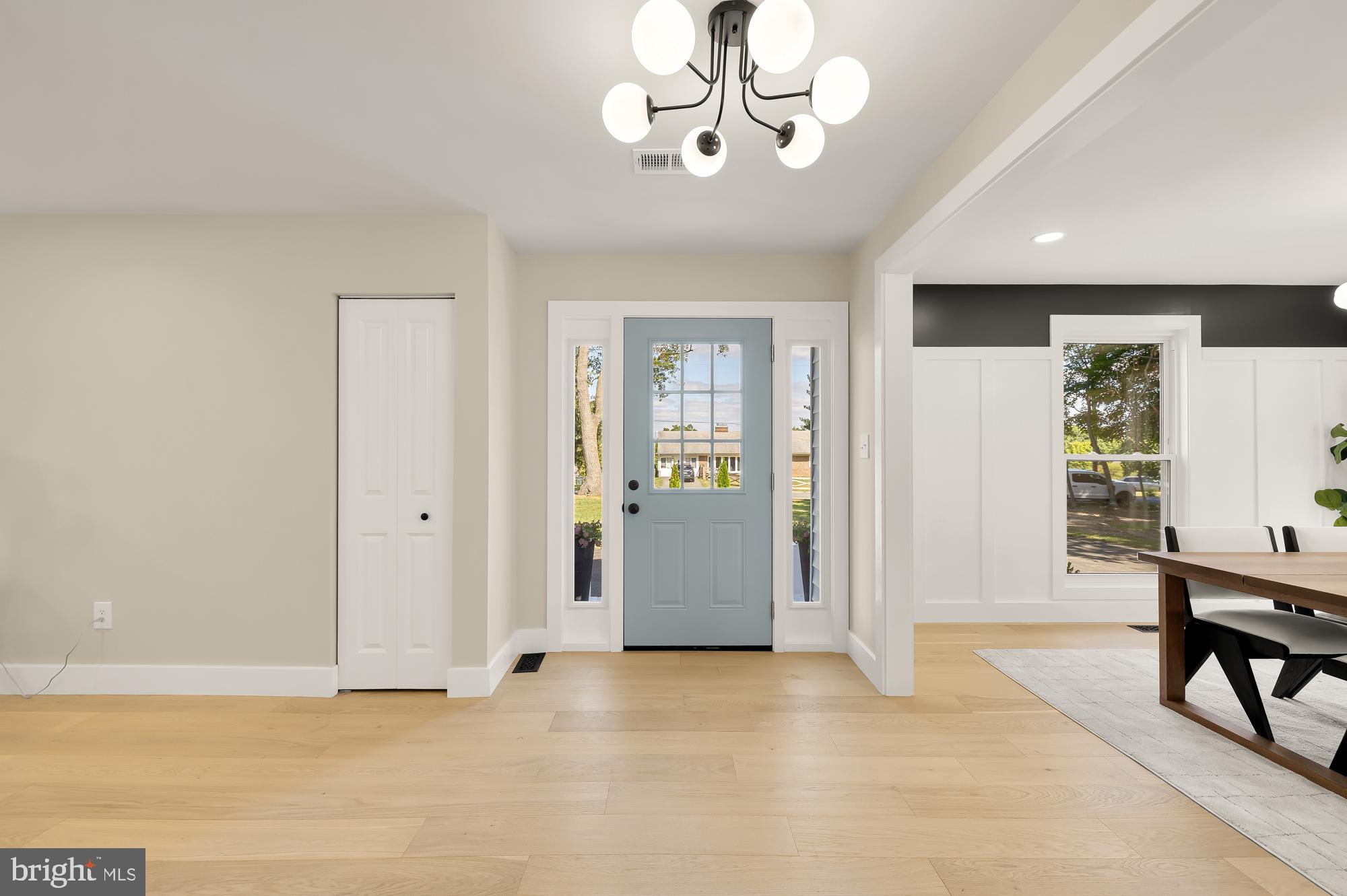 9830 Watkins Road Gaithersburg, MD 20882 - Photo 4 of 86 Gallery Image 4