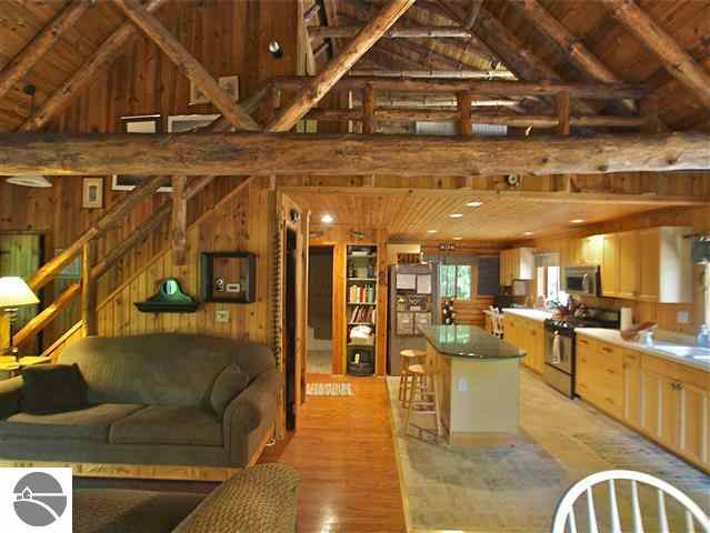 8198 South Tremain Road Maple City, MI 49664 - Photo 23 of 68 1748478-22.JPG