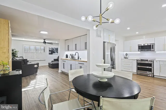 $445,000 | 1215 Driftwood Court, Arnold, MD 21012