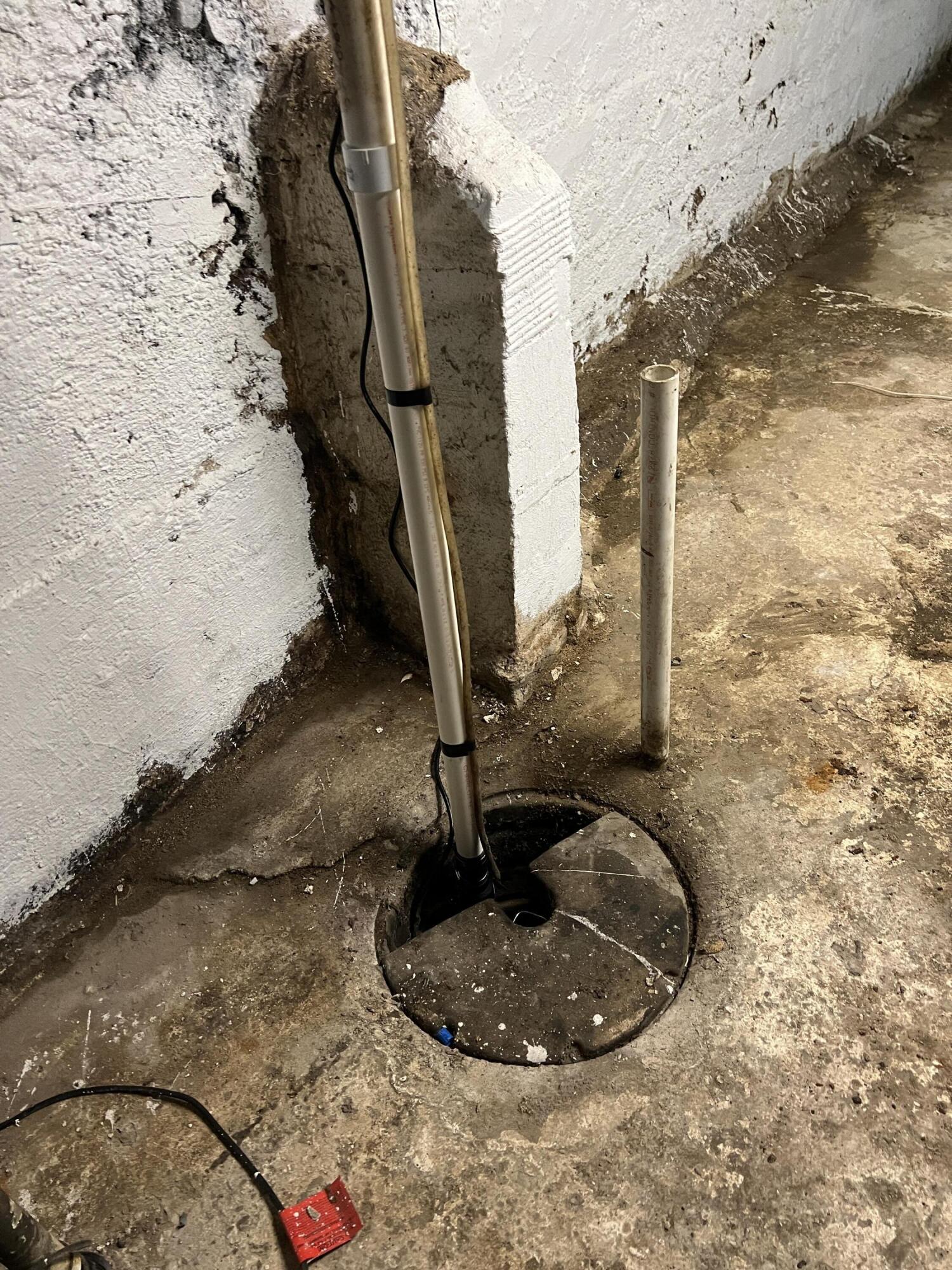 820 Taft Street Sidney, OH 45365 - Photo 41 of 51 Sump Pump