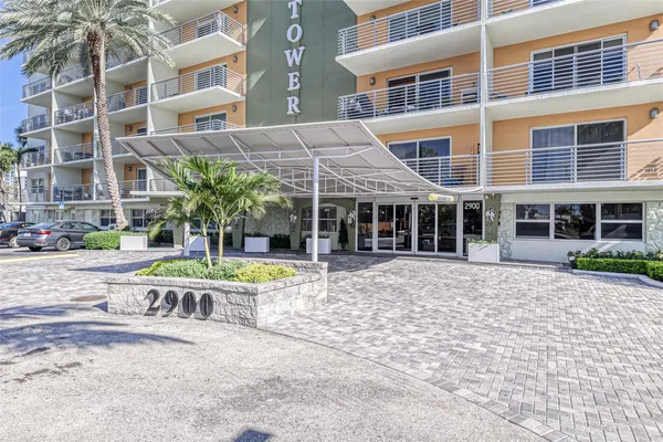 $2,250 | 2900 Northeast 30th Street, Unit 4I, Fort Lauderdale, FL 33306
