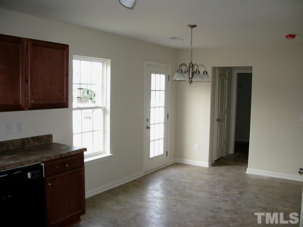 2709 Maybrook Crossing Drive Raleigh, NC 27610 - Photo 5 of 13 Gallery Image 5