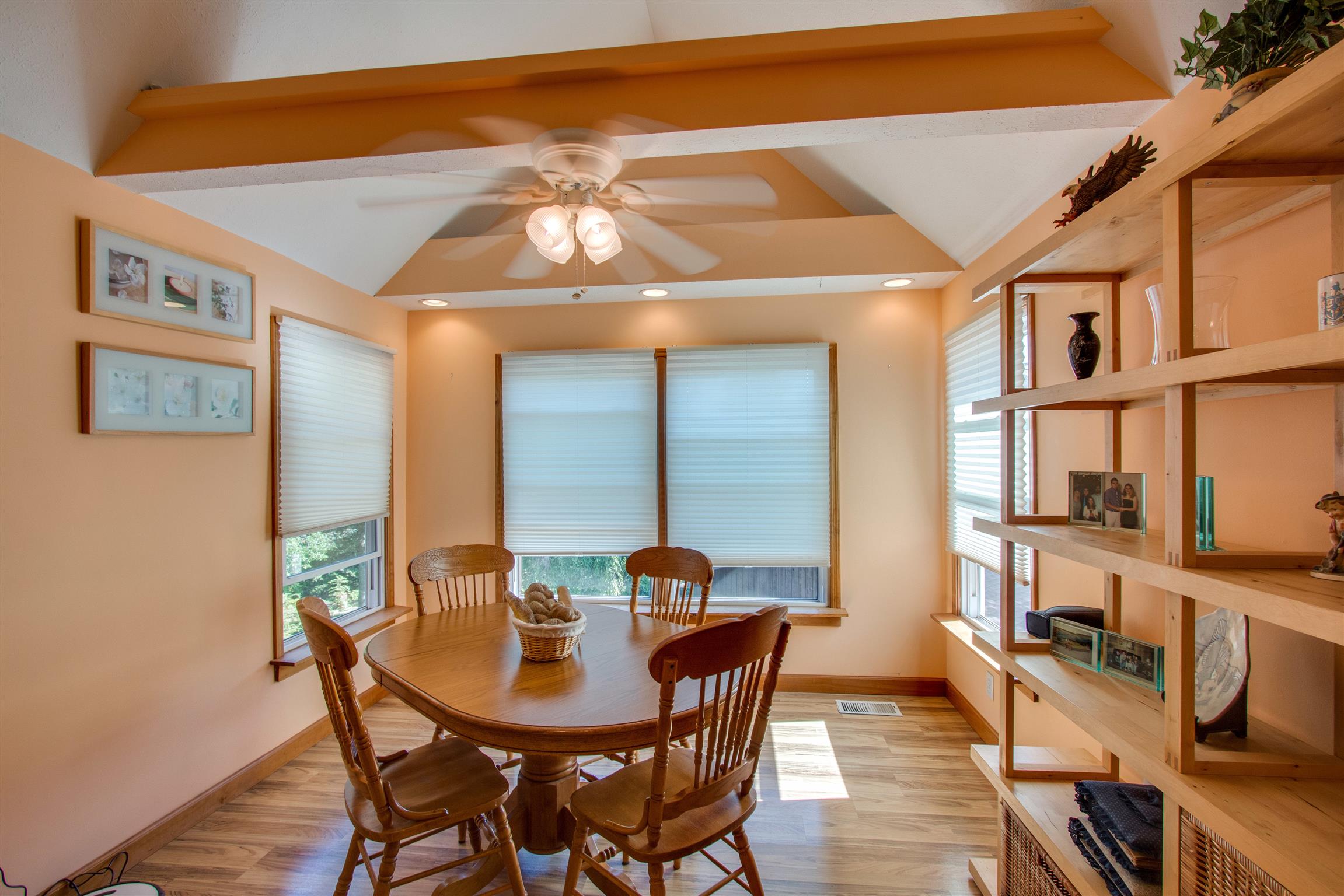 1740 Keyes Road Greenbrier, TN 37073 - Photo 29 of 30 Guest house dining