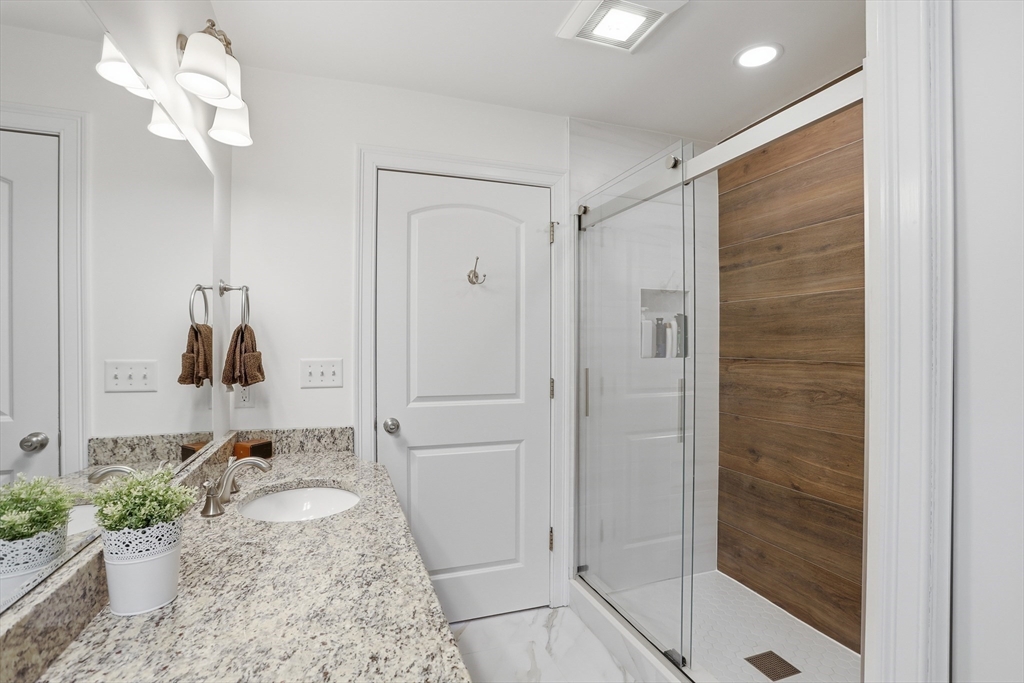9 Boxwood Road Westford, MA 01886 - Photo 26 of 40
