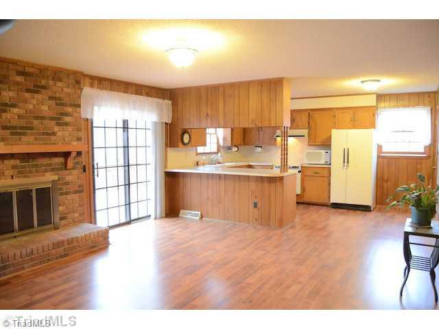 1679 Slate Road King, NC 27021 - Photo 3 of 16 Den/Family/Great Room.
