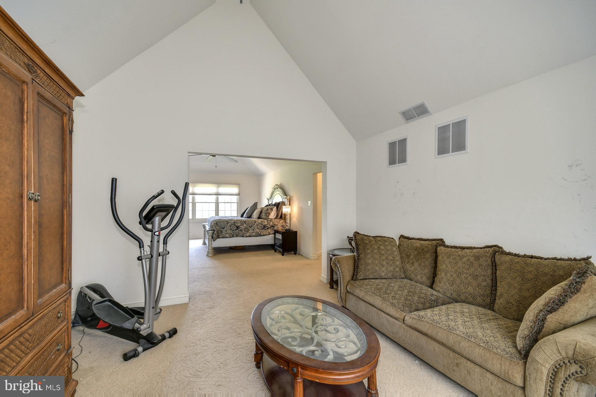 2530 Lockleigh Road Jamison, PA 18929 - Photo 18 of 25 Gallery Image 18