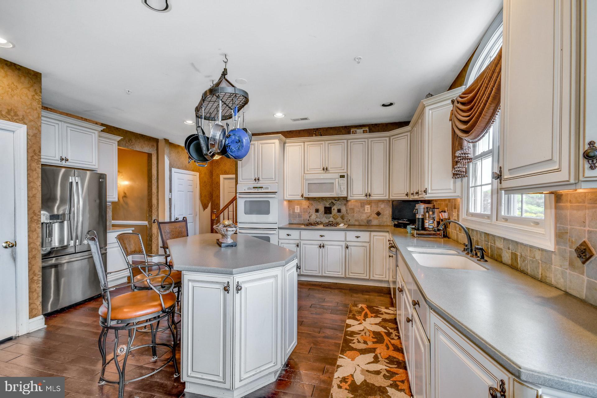 2530 Lockleigh Road Jamison, PA 18929 - Photo 7 of 25 Gallery Image 7