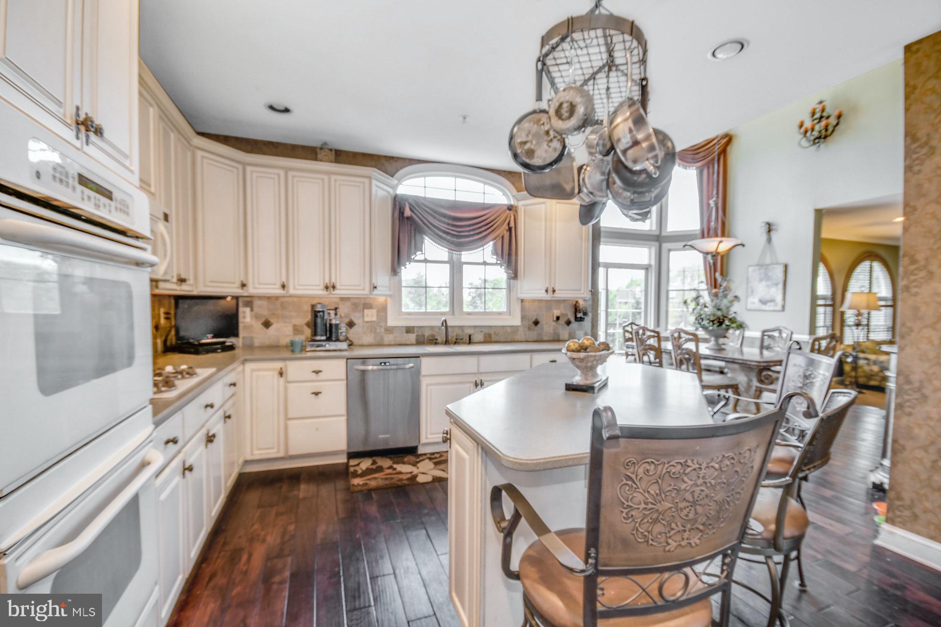 2530 Lockleigh Road Jamison, PA 18929 - Photo 8 of 25 Gallery Image 8