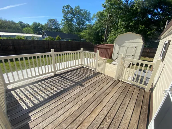$1,400 | 3029 Crittenden Drive, Navarre, FL 32566