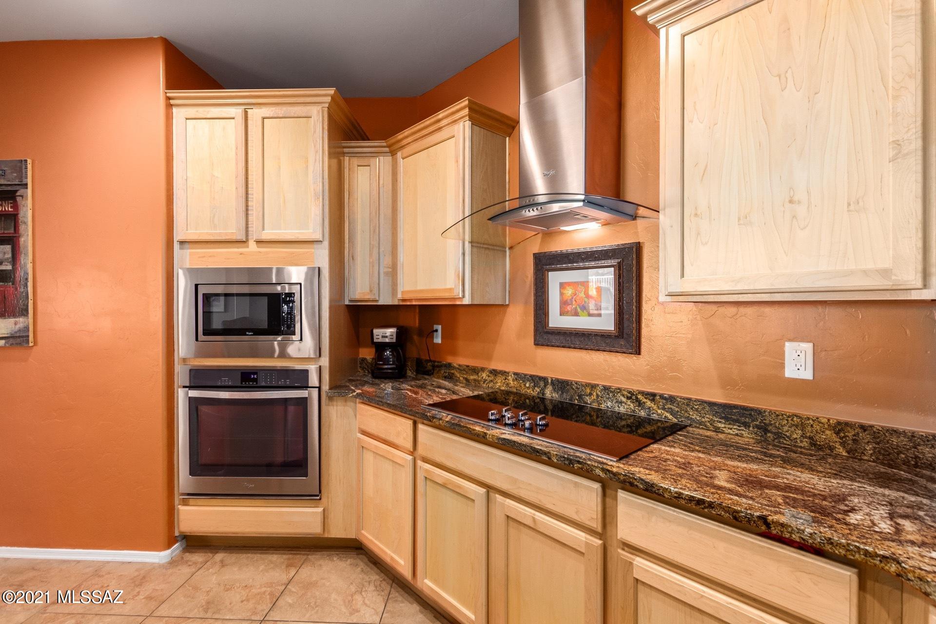5609 South Sunrise Peak Road Tucson, AZ 85747 - Photo 12 of 39