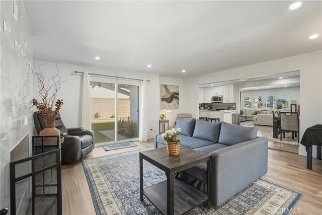 $1,349,000 | 15631 Plymouth Lane, Huntington Beach, CA 92647