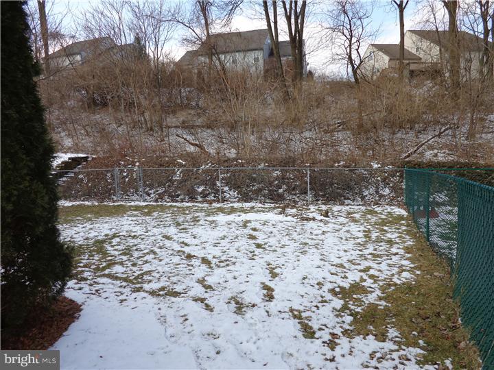 370 Sioux Court Sinking Spring, PA 19608 - Photo 14 of 18