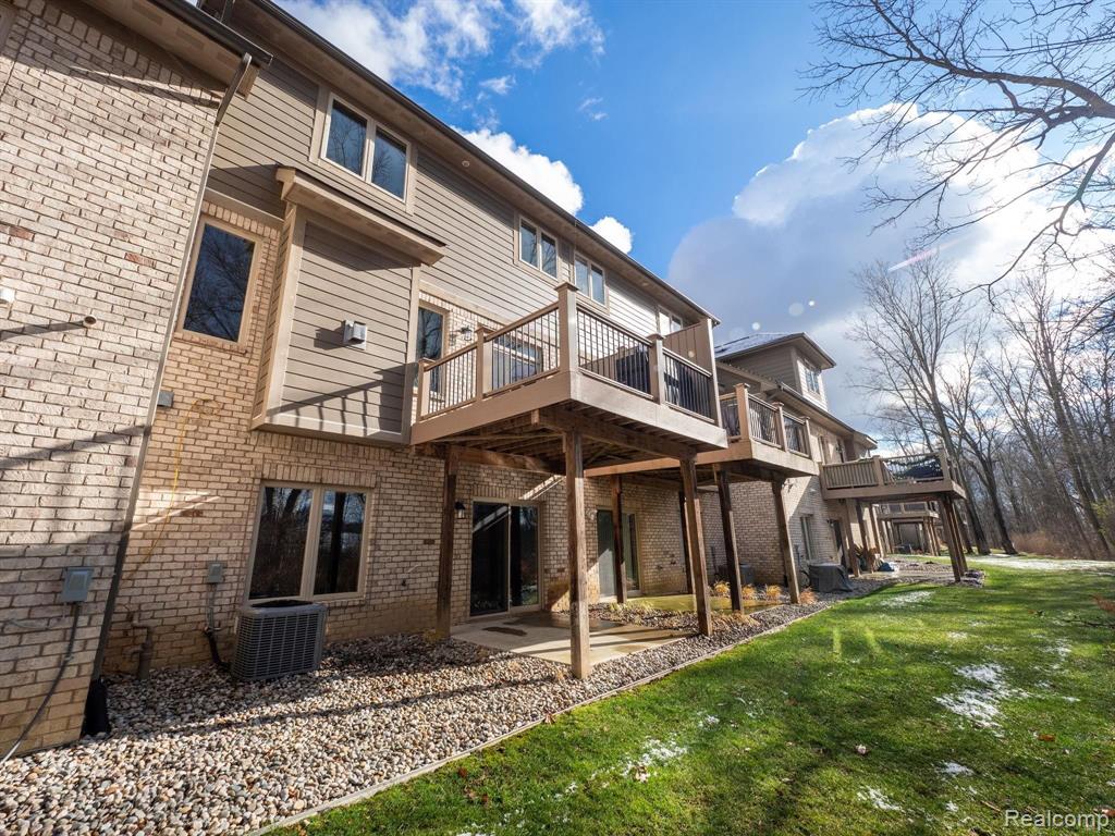 4170 Oak Arbor Drive Rochester, MI 48306 - Photo 20 of 22