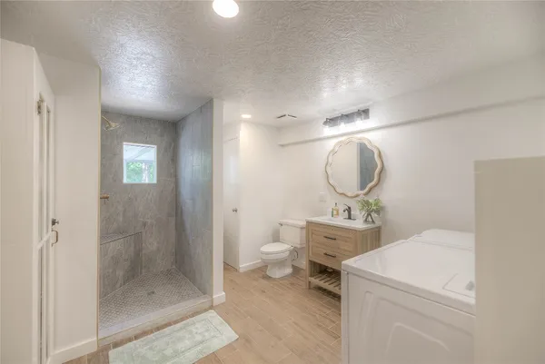 $279,000 | 517 Lakeview Harbor, Onalaska, TX 77360