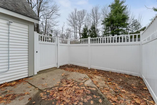 $344,500 | 82 Winding Brook Drive, South Burlington, VT 05403