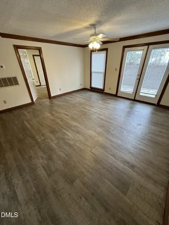 $1,245 | 3530 Ivy Commons Drive, Unit 102, Raleigh, NC 27606