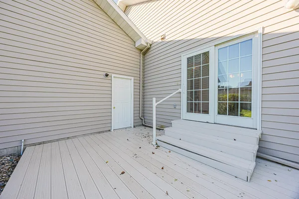 $500,000 | 302 Fairway Drive, Casselton, ND 58012