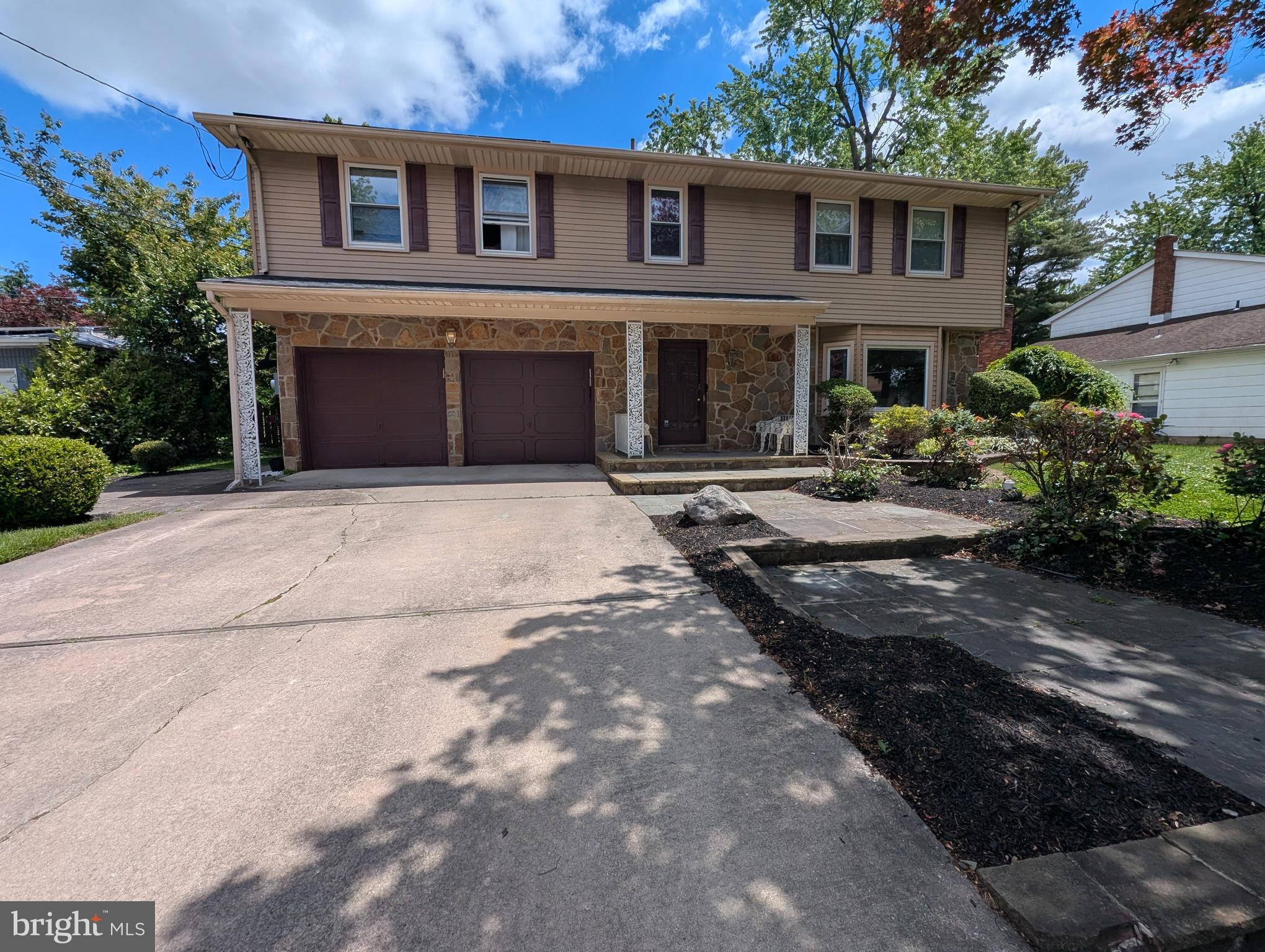 419 Kennebec Road Cherry Hill, NJ 08002 - Photo 2 of 35