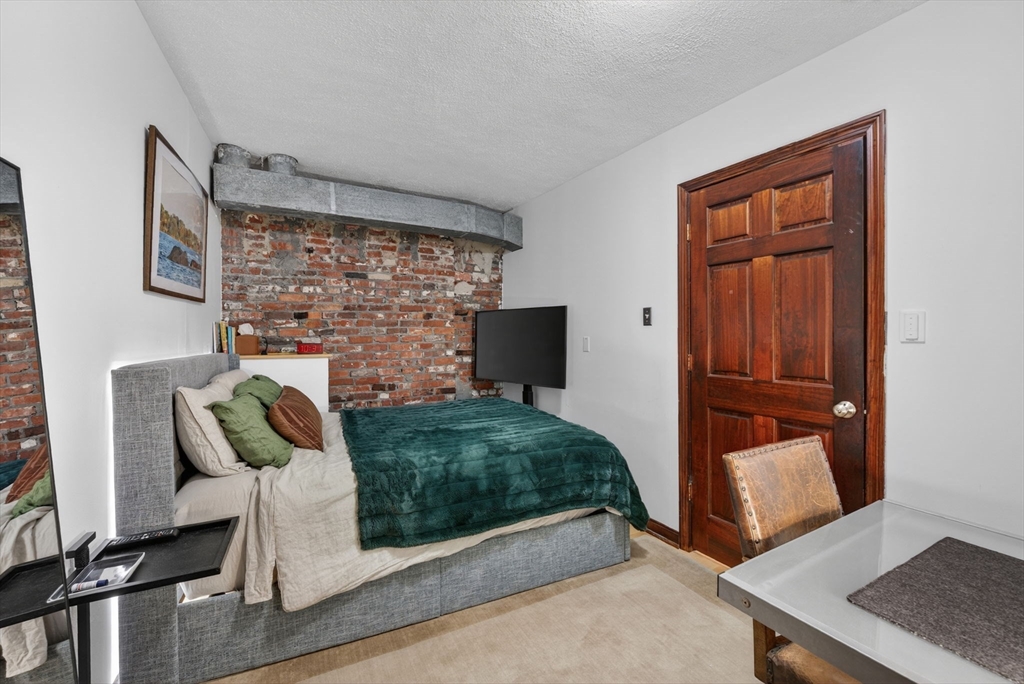8 Wiget Street, Unit 1 Boston, MA 02113 - Photo 15 of 18