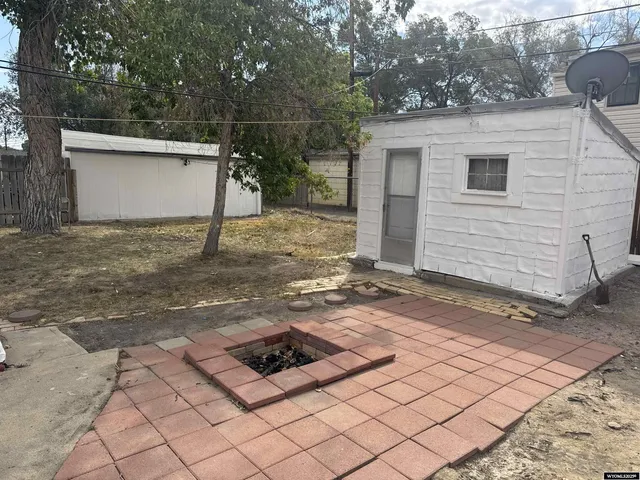 $160,000 | 1220 11th Street, Rock Springs, WY 82901