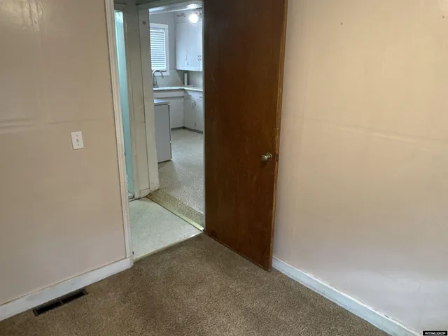 $160,000 | 1220 11th Street, Rock Springs, WY 82901