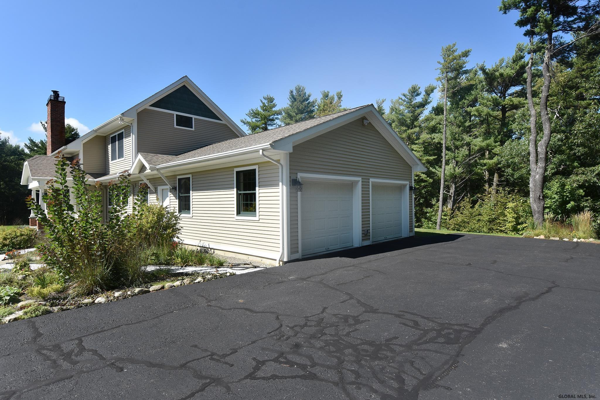 218 Powell Hill Road Ravena, NY 12143 - Photo 4 of 7 Photo 4
