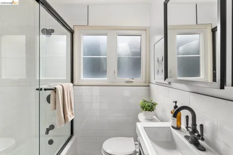 $998,000 | 4715 Proctor Avenue, Oakland, CA 94618