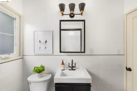 $998,000 | 4715 Proctor Avenue, Oakland, CA 94618