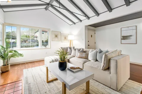 $998,000 | 4715 Proctor Avenue, Oakland, CA 94618