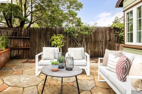 $998,000 | 4715 Proctor Avenue, Oakland, CA 94618