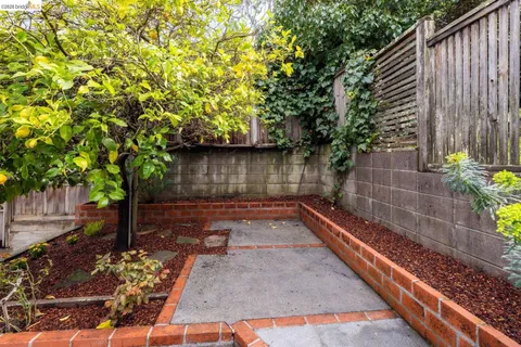 $998,000 | 4715 Proctor Avenue, Oakland, CA 94618