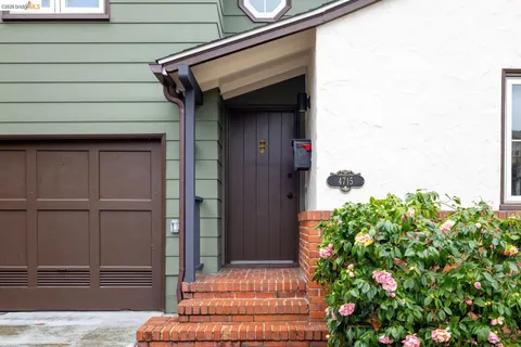 $998,000 | 4715 Proctor Avenue, Oakland, CA 94618