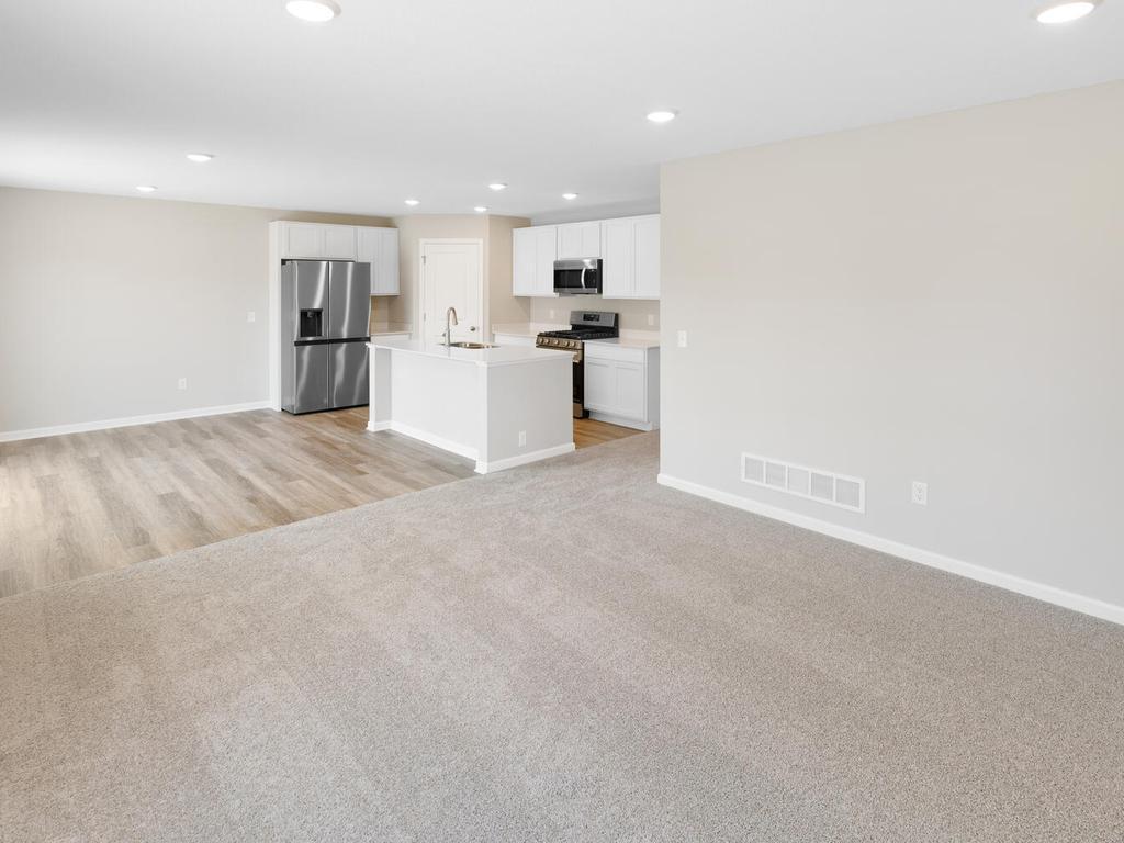 1815 Pierce Street South Cambridge, MN 55008 - Photo 2 of 31