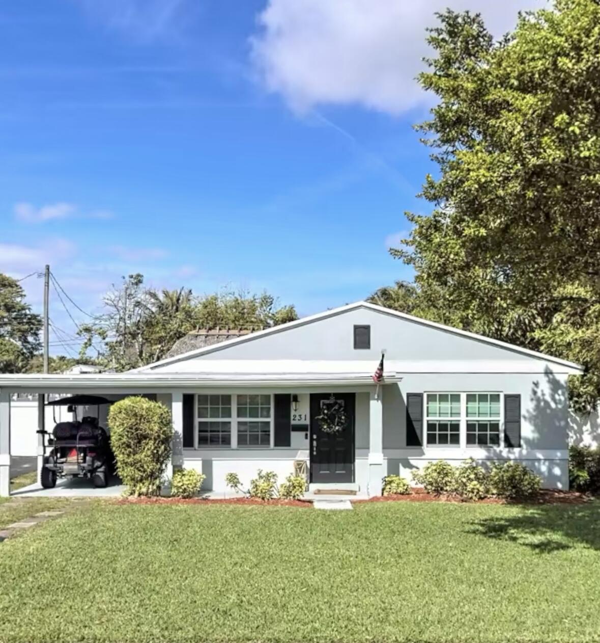 231 Northeast 14th Street Delray Beach, FL 33444 - Photo 2 of 29 IMG_9202