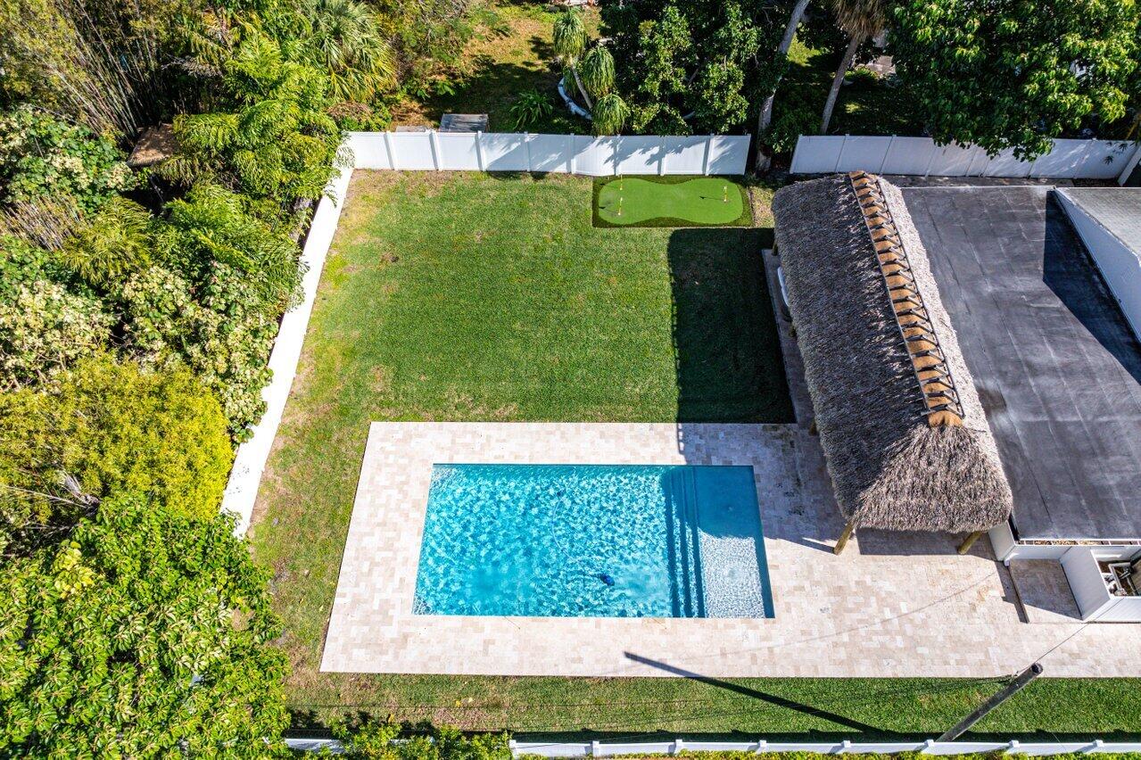 231 Northeast 14th Street Delray Beach, FL 33444 - Photo 22 of 29 038-231Northeast14thStreet-DelrayBeach-F