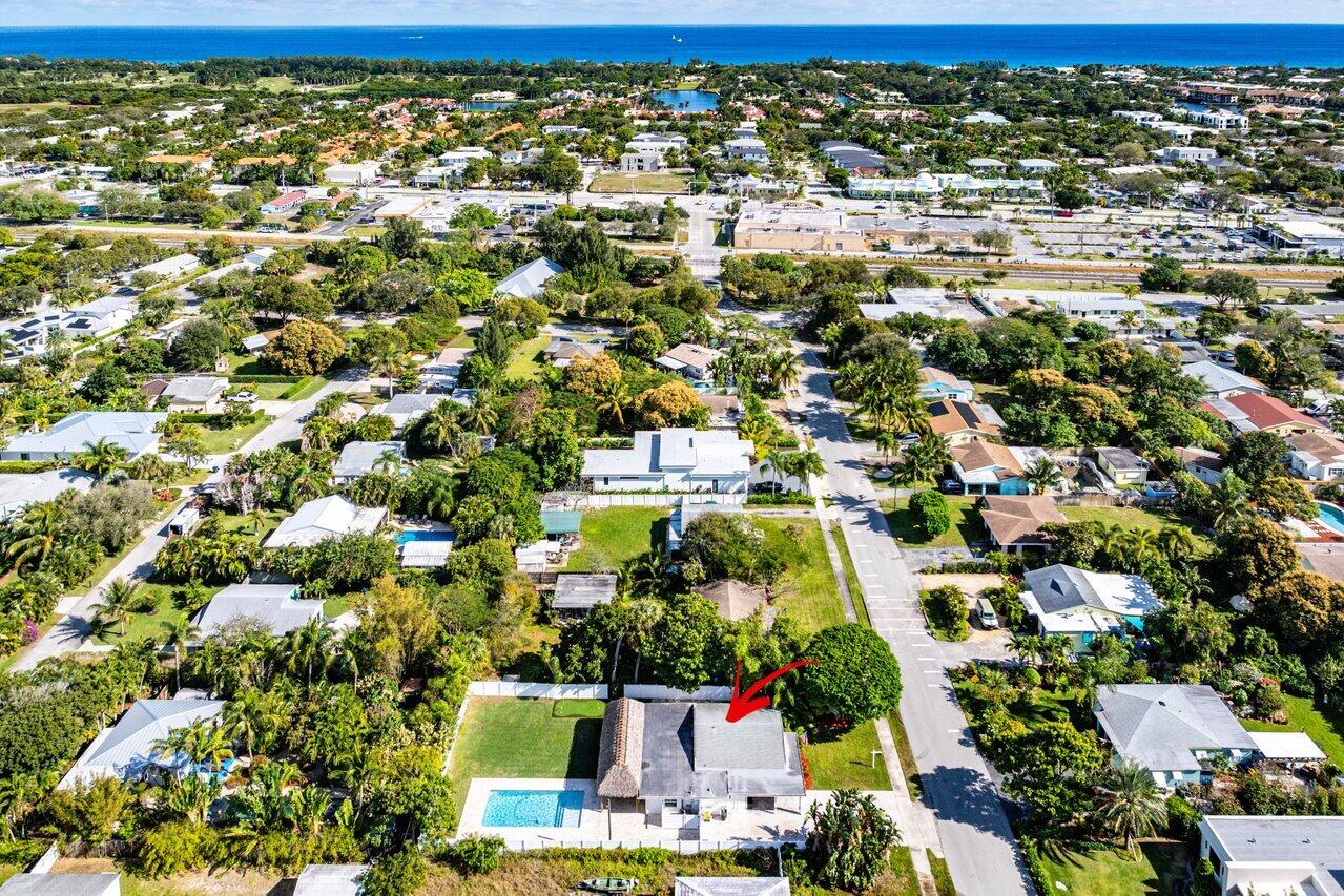231 Northeast 14th Street Delray Beach, FL 33444 - Photo 24 of 29 043-231Northeast14thStreet-DelrayBeach-F