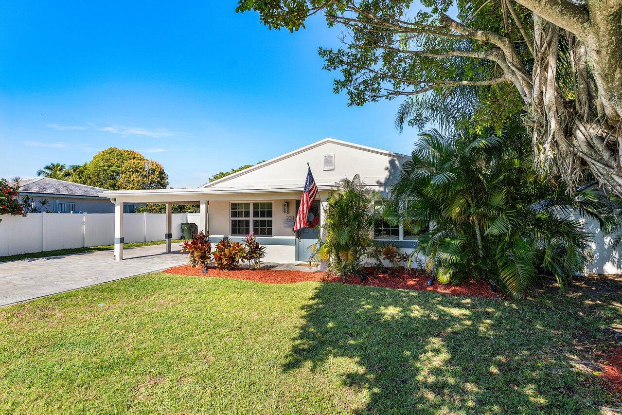 231 Northeast 14th Street Delray Beach, FL 33444 - Photo 29 of 29 Front