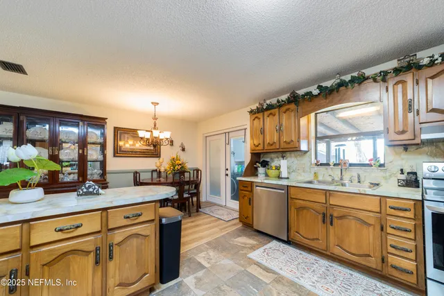 $399,000 | 107 Church Lake Drive, Interlachen, FL 32148