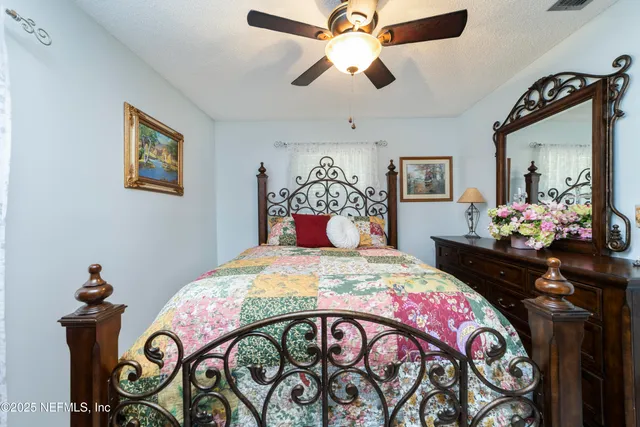 $399,000 | 107 Church Lake Drive, Interlachen, FL 32148