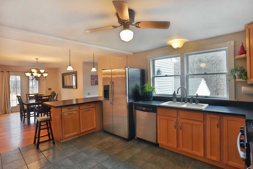 7 Brush Hill Road Merrimac, MA 01860 - Photo 5 of 22 Gallery Image 5