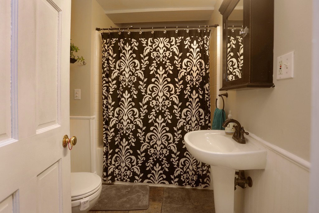 7 Brush Hill Road Merrimac, MA 01860 - Photo 9 of 22 Gallery Image 9