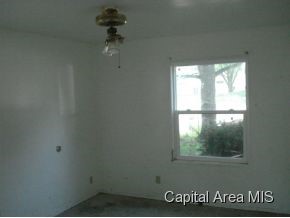 2317 East Ash Street Springfield, IL 62703 - Photo 5 of 10
