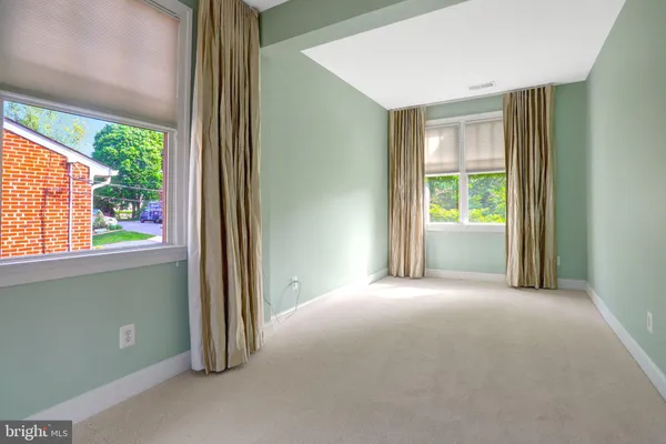 $7,500 | 2406 North Potomac Street, Arlington, VA 22205