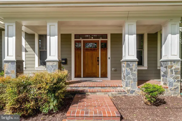 $7,500 | 2406 North Potomac Street, Arlington, VA 22205