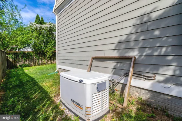 $7,500 | 2406 North Potomac Street, Arlington, VA 22205