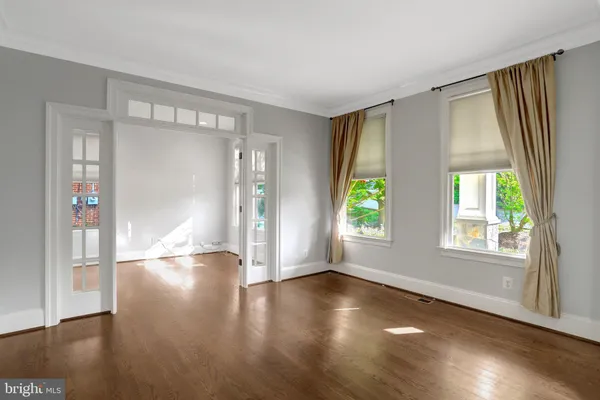 $7,500 | 2406 North Potomac Street, Arlington, VA 22205