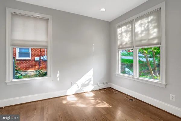 $7,500 | 2406 North Potomac Street, Arlington, VA 22205