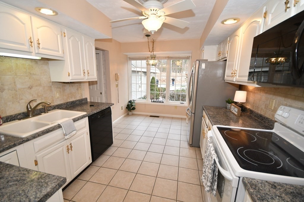 11 William Pond Road, Unit 11 Atkinson, NH 03811 - Photo 9 of 41 Gallery Image 9